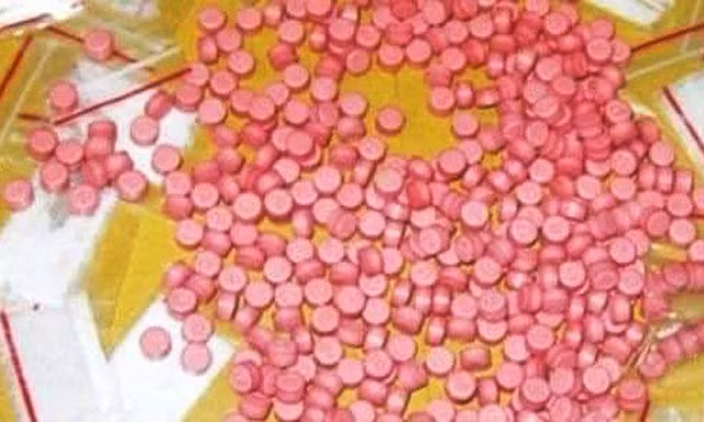 Tài xế xe công nghệ trình báo bị lừa vận chuyển 1.000 viên ma tuý