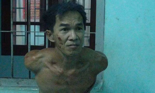 Nghi phạm Tâm tại cơ quan công an