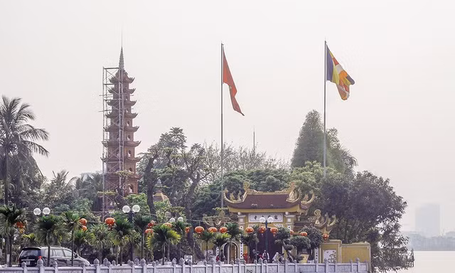 Tìm hiểu nét độc đáo của chùa Trấn Quốc–Top 10 chùa đẹp nhất thế giới