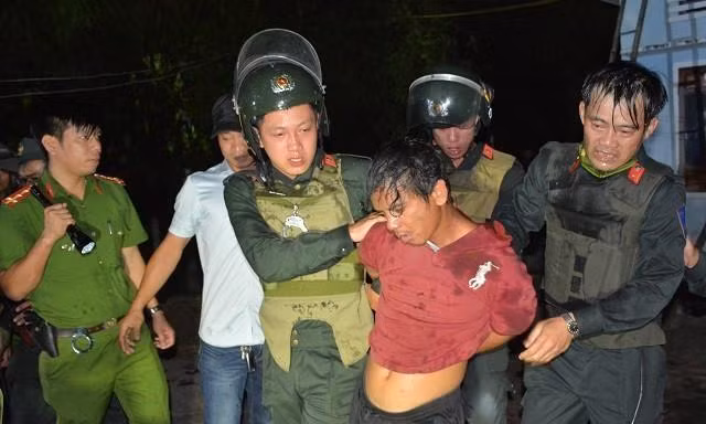 Giám định tâm thần kẻ dùng búa tấn công 2 ông cháu thương vong