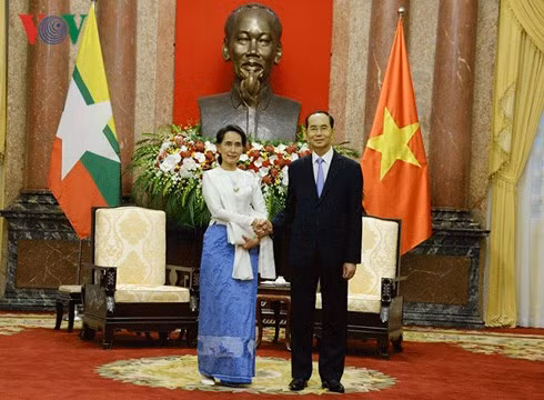Chủ tịch nước Trần Đại Quang đã tiếp bà Aung San Suu Kyi, Cố vấn Nhà nước Myanmar, Ảnh: VOV