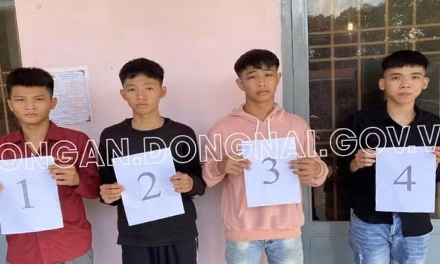 Hai người bị chém thương vong vì giành hát karaoke