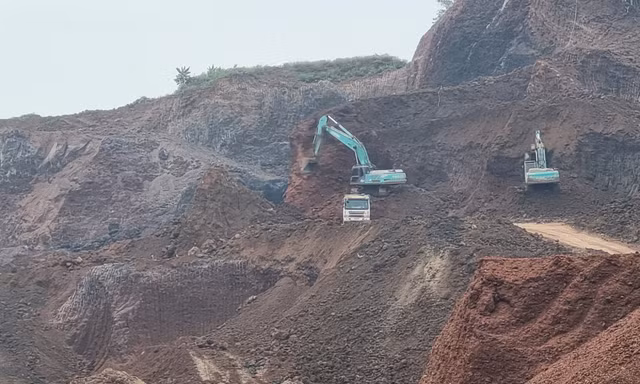 Đồng Nai ‘cầu cứu’ Chính phủ về vật liệu các dự án trọng điểm