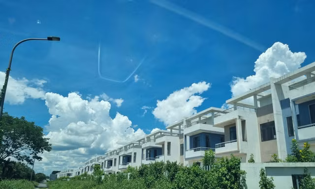 Chủ tịch huyện ở Đồng Nai xin nghỉ việc sau khi bị kỷ luật vụ xây không phép 680 căn nhà