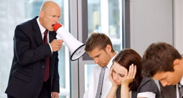 Việc gặp phải các “thủ lĩnh hắc ám” không bao giờ là điều dễ chịu với bất kì ai!