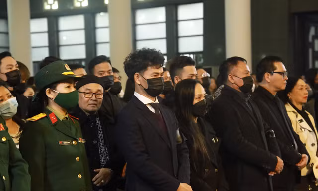 Gia đình, đồng nghiệp tiễn đưa NSND Doãn Hoàng Giang