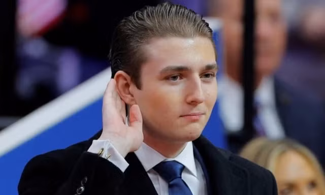 Phong thái Barron Trump 