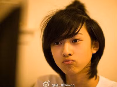 Chao đảo trước vẻ 'xinh gái' của chàng trai Trung Quốc