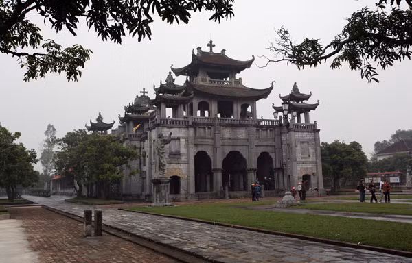 Khu Phương Đình nhà thờ Phát Diệm