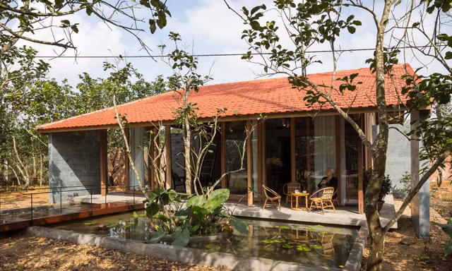 Nhà cấp 4 mái ngói có gác lửng tuyệt đẹp ở Huế