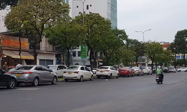 Cần Thơ rà soát các tuyến đường được dừng, đỗ xe