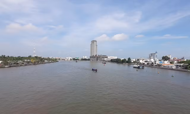 Cần Thơ dự kiến hỗ trợ 4 triệu đồng/tháng cho cán bộ về làm việc sau sáp nhập