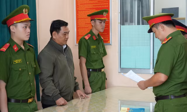 Nhân viên hợp đồng Phòng TN&MT huyện gây thiệt hại hơn 2 tỷ đồng