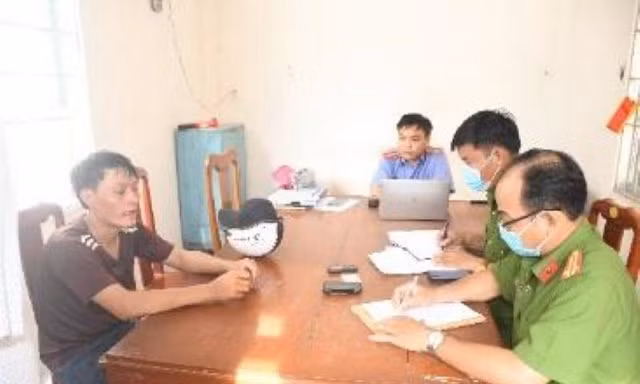 Kẻ giết người tình chị gái khai gì?