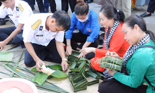 Tết về trên các đảo tiền tiêu vùng biển Tây Nam