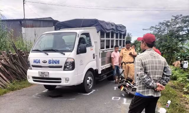 Vụ nổ súng ở Vĩnh Long: Nguyên Trưởng Công an huyện khẳng định không có quan hệ với tài xế xe tải 