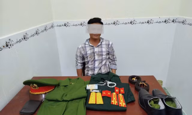 Giả danh công an, bộ đội để ‘phông bạt’ lừa tình tiền của nhiều phụ nữ đơn thân
