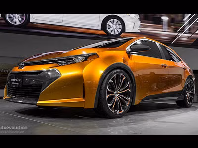 Ngắm hậu bối của Toyota Corolla
