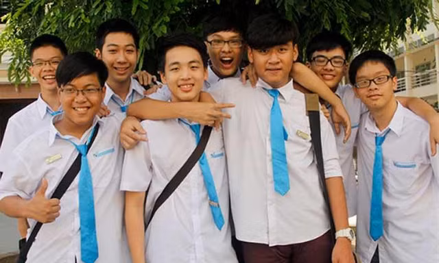 Trường phổ thông đầu tiên tại Hà Nội điều chỉnh tiết học trực tuyến xuống còn 30 phút