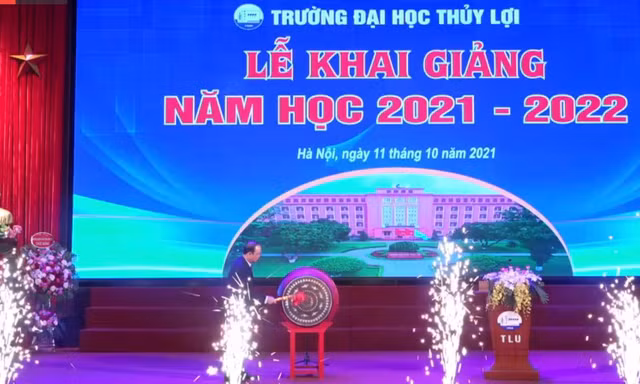 Trường đại học vinh danh 39 thủ khoa đầu vào các ngành 