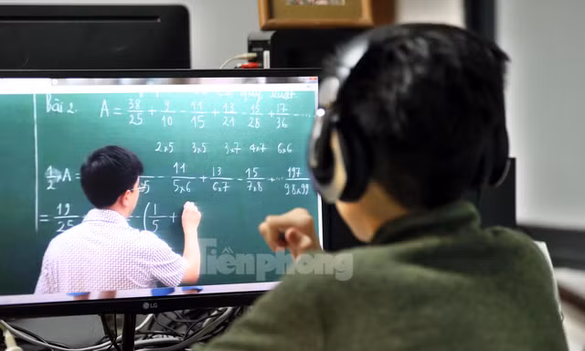 Bộ GD&ĐT thừa nhận có tình trạng tăng học phí, nhiều khoản thu ngoài quy định