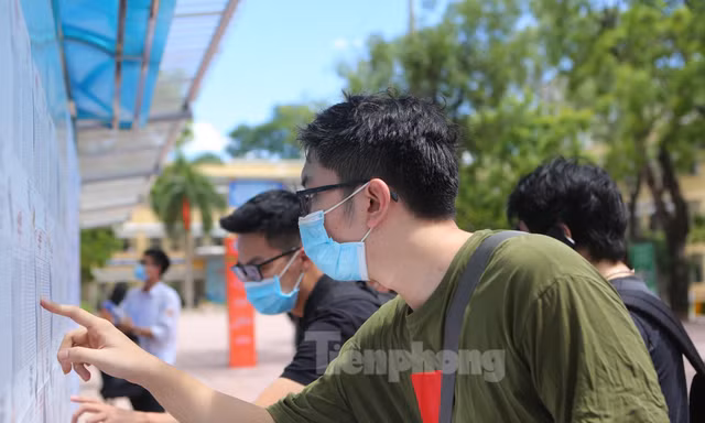 Ảnh Trọng Tài