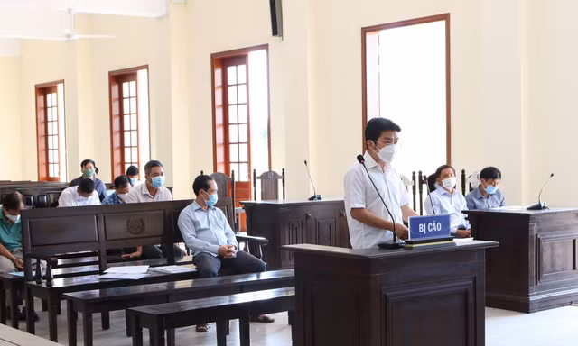 Vụ sai phạm đất đai 'khủng' ở Cần Thơ: Cựu phó chủ tịch quận hưởng án treo
