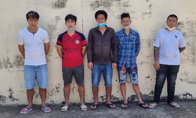 Tranh chấp ngư trường, dùng bằng ‘bom xăng’ tấn công tàu cá