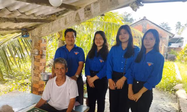 Bí thư Đoàn hăng say làm từ thiện, giúp thanh niên khởi nghiệp