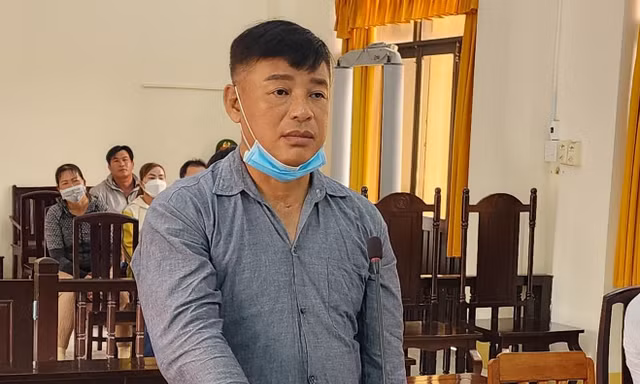 Giết người tình trẻ vì ghen, lĩnh 18 năm tù