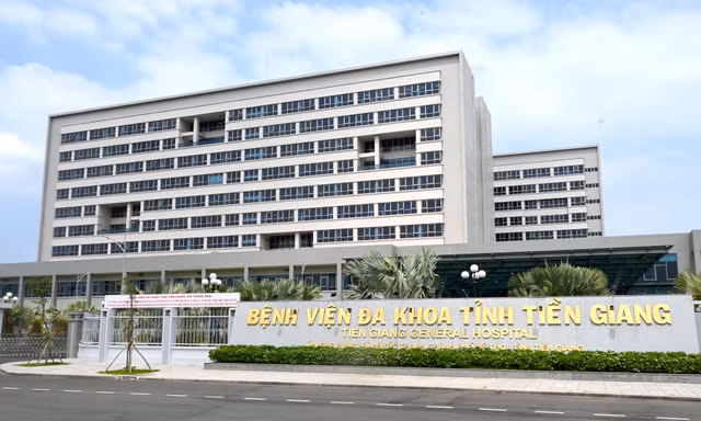 Bệnh viện nghìn tỷ ở Tiền Giang hoạt động sau thời gian dài 'bị treo'