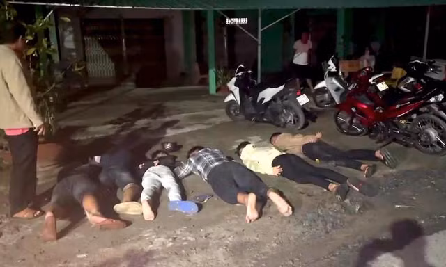 Bắt nhóm ‘quái xế’ tụ tập đua xe trái phép, phân công người cảnh giới 