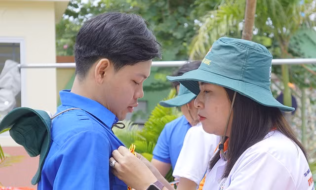 Khai hội 'Trại Nguyễn Chí Thanh' khu vực Tây Nam Bộ 