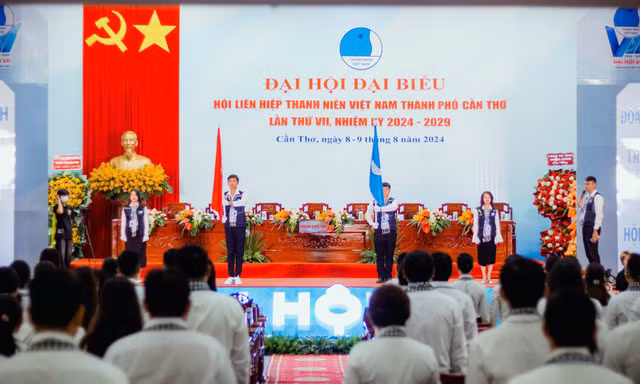 Khai mạc Đại hội đại biểu Hội LHTN Việt Nam Thành phố Cần Thơ 