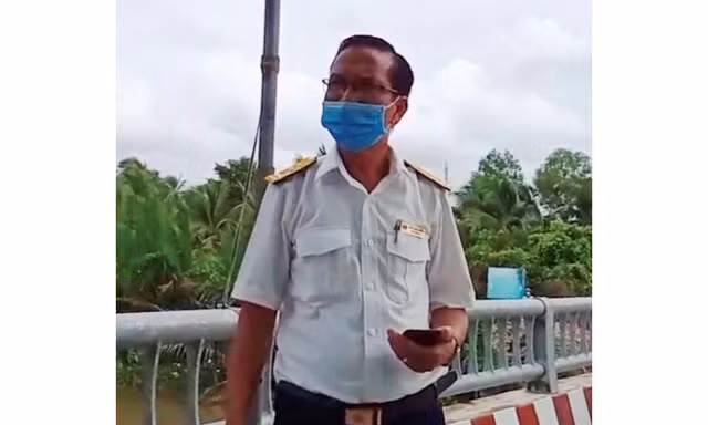 Cách chức cán bộ thuế Bến Tre do vi phạm quy định phòng dịch