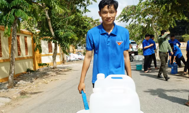 Diện mạo Bến Tre đổi mới có phần góp công sức của thanh niên tình nguyện