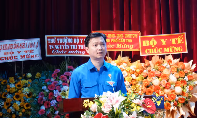 Chìa khóa để thế hệ trẻ vươn xa và cống hiến cho đất nước