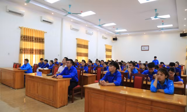 Cảnh báo rủi ro tiềm ẩn khi sử dụng AI