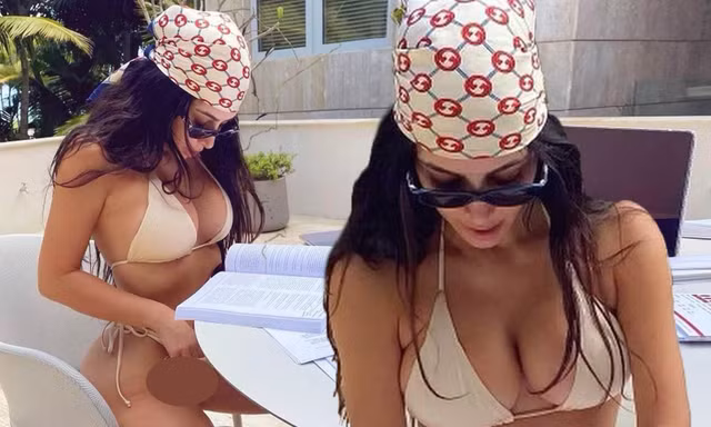 Học bài kiểu Kim Kardashian: Ôn thi bằng luật cũng phải sexy với bikini bé xíu