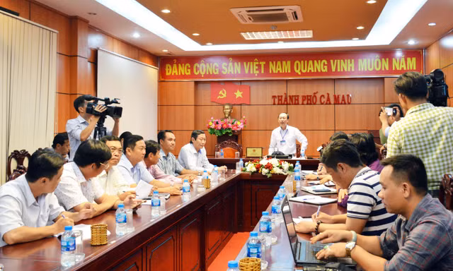 Cà Mau thông tin nóng vụ hàng trăm xác thai nhi lẫn trong rác