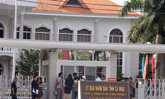 Trụ sở UBND tỉnh Cà Mau
