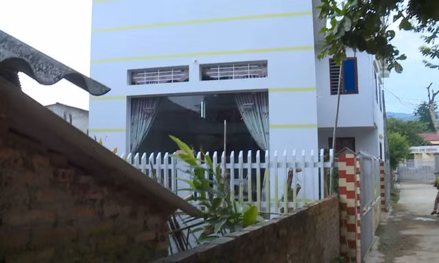 Phòng khám tư nhân nơi Y sĩ Th. hành nghề, bị nghi ngờ làm lây nhiễm HIV do dùng chung kim tiêm.