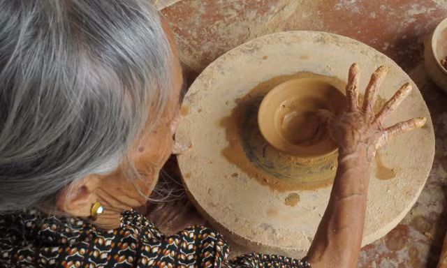 Mộc mạc làng nồi đất ở xứ Nghệ