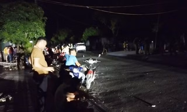 Điều tra vụ người đàn ông đâm người tình tử vong rồi tự sát 