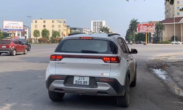 Lãi gần 1 tỷ đồng sau khi bốc được biển số xe 'ngũ 9'