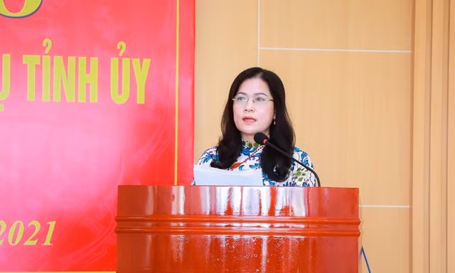 Công bố quyết định về công tác cán bộ ở tỉnh Nghệ An