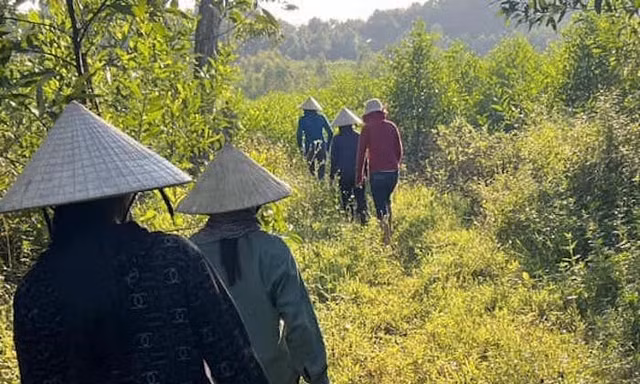 Nam sinh lớp 9 mất tích, cả trăm người đi tìm kiếm