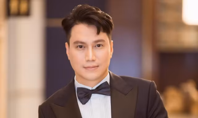 Trước khi kể xấu nhau, Việt Anh và vợ cũ từng gây 'sốc' vì hành động ngọt ngào sau ly hôn