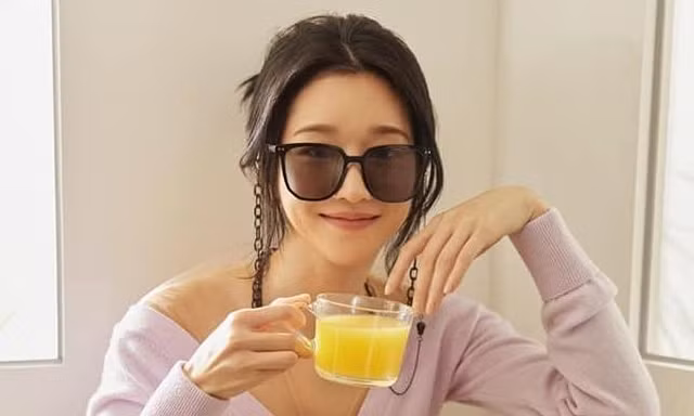 Seo Ye Ji chìm sâu trong bê bối: Từ bạn học cũ đến nhân viên đoàn phim đua nhau "bóc phốt"