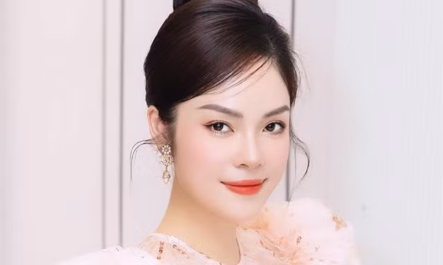 Khán giả 'sửng sốt' khi biết tốc độ trả nợ của 'mỹ nhân nợ 6 tỷ' Dương Cẩm Lynh
